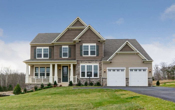 Stanley Martin Custom Homes can build a Sutton Model on your lot in Northern Virginia or Montgomery County, Maryland.